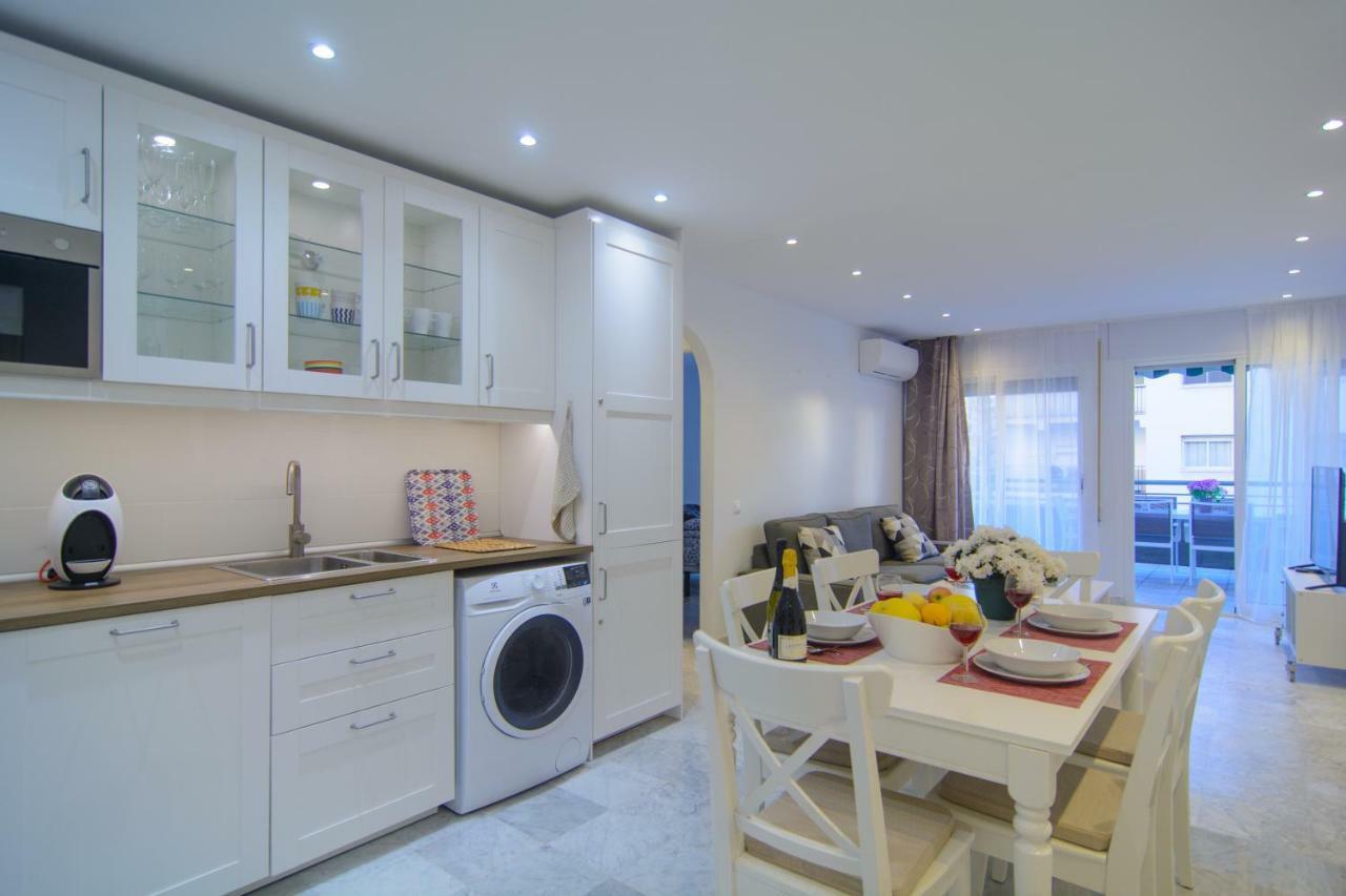 River Playa Beachfront Apartment, Large Terrace Фуэнхирола Экстерьер фото